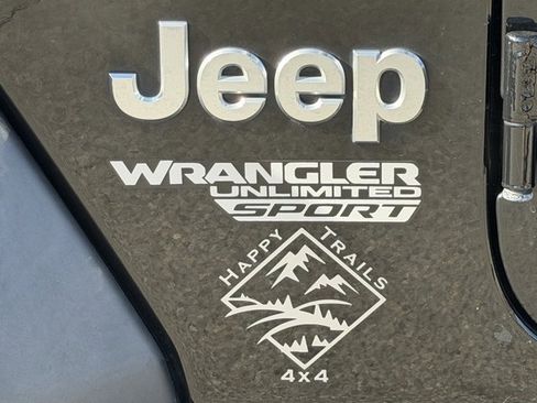 Used 2020 Jeep Wrangler Unlimited Sport S image 10