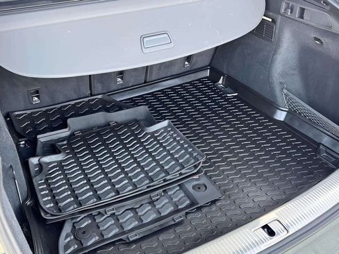 Used 2022 Audi SQ5 Premium Plus w/ Premium Plus Package image 20