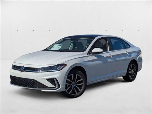 New 2025 Volkswagen Jetta SE image 1