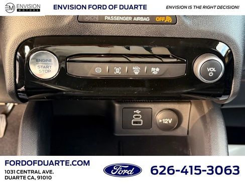 New 2025 Ford Escape SE image 22