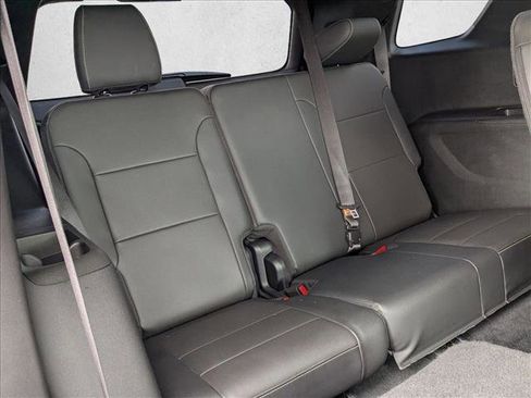 Used 2023 Chevrolet Traverse Premier w/ Redline Edition FWD image 23