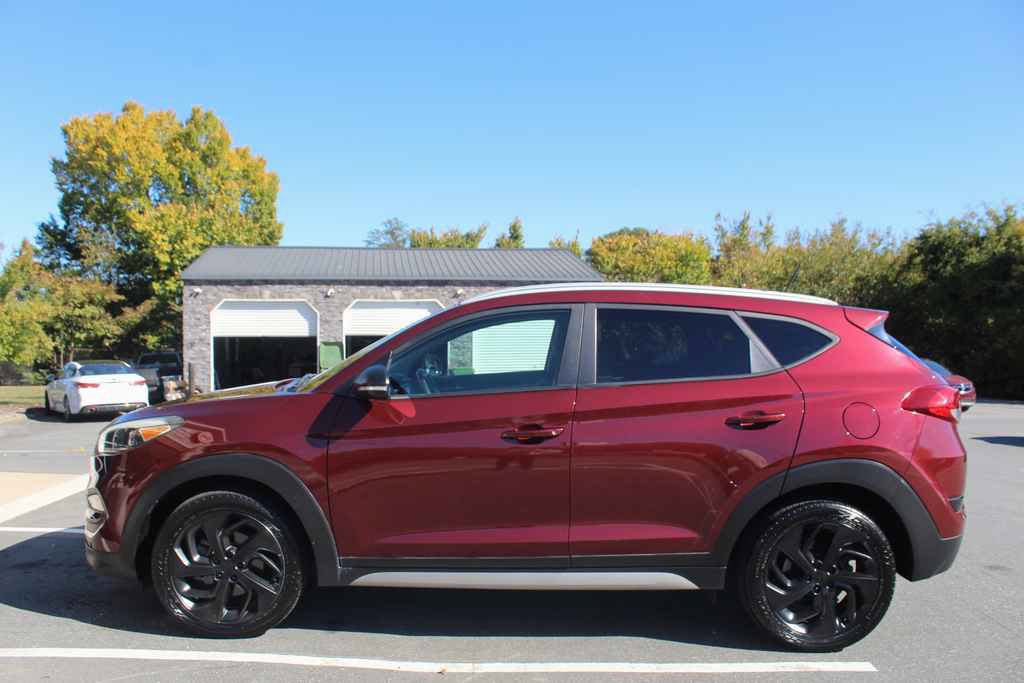 Used 2017 Hyundai Tucson Sport AWD/4WD image 10