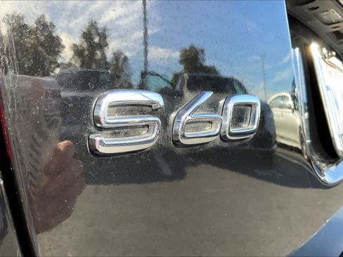 Used 2015 Volvo S60 T5 Premier image 11