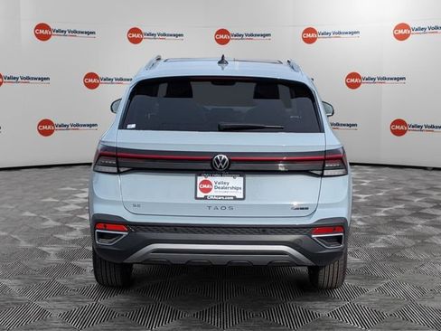 New 2026 Volkswagen Taos SE image 6