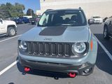 Used 2017 Jeep Renegade Trailhawk image 2