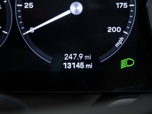 Used 2022 Porsche 911 Carrera RWD image 12
