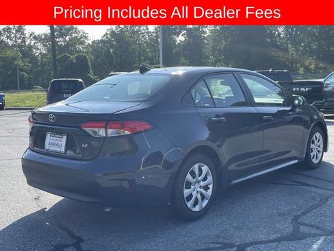 Used 2024 Toyota Corolla LE FWD image 5