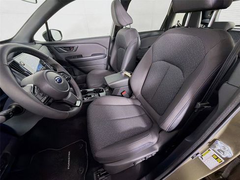Used 2026 Subaru Forester Premium image 11