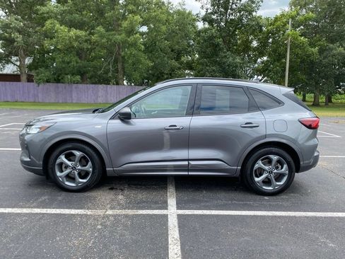 Used 2023 Ford Escape ST-Line FWD image 4