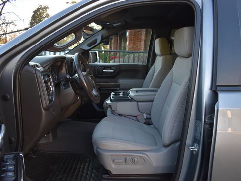 Used 2019 Chevrolet Silverado 1500 LT w/ All-Star Edition image 8