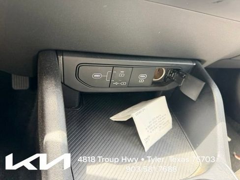 Certified 2025 Kia K4 FWD image 20