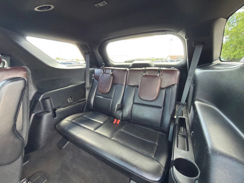 Used 2020 Ford Explorer Platinum AWD/4WD image 15