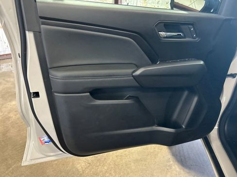 New 2026 GMC Canyon Elevation w/ Convenience Package image 11