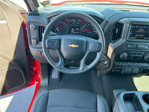 Used 2023 Chevrolet Silverado 1500 Custom AWD/4WD image 17