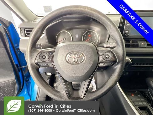 Used 2019 Toyota RAV4 LE w/ All Weather Liner Package AWD/4WD image 8