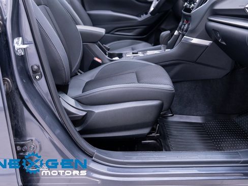 Used 2024 Subaru Forester Premium image 49