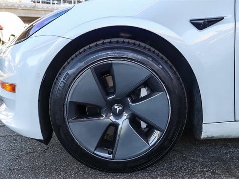 Used 2021 Tesla Model 3 Long Range image 11