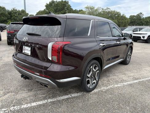 Used 2023 Hyundai Palisade Limited FWD image 6