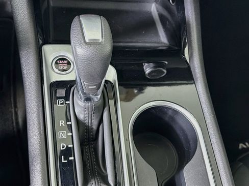 Used 2024 Nissan Altima 2.5 SV FWD image 23
