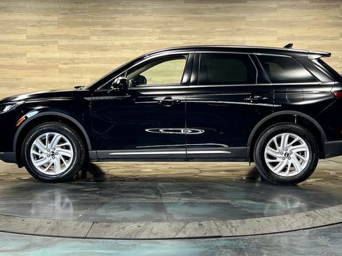 Used 2025 Lincoln Corsair AWD image 10