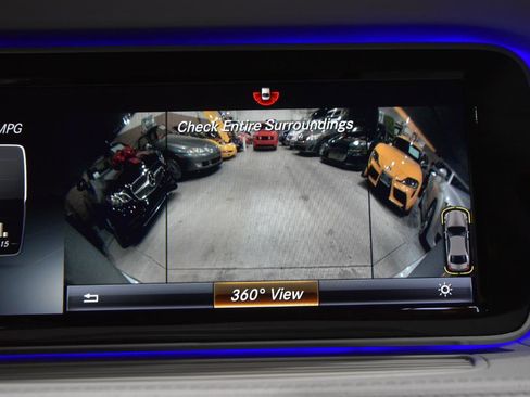 Used 2015 Mercedes-Benz S 550 4MATIC Sedan image 30