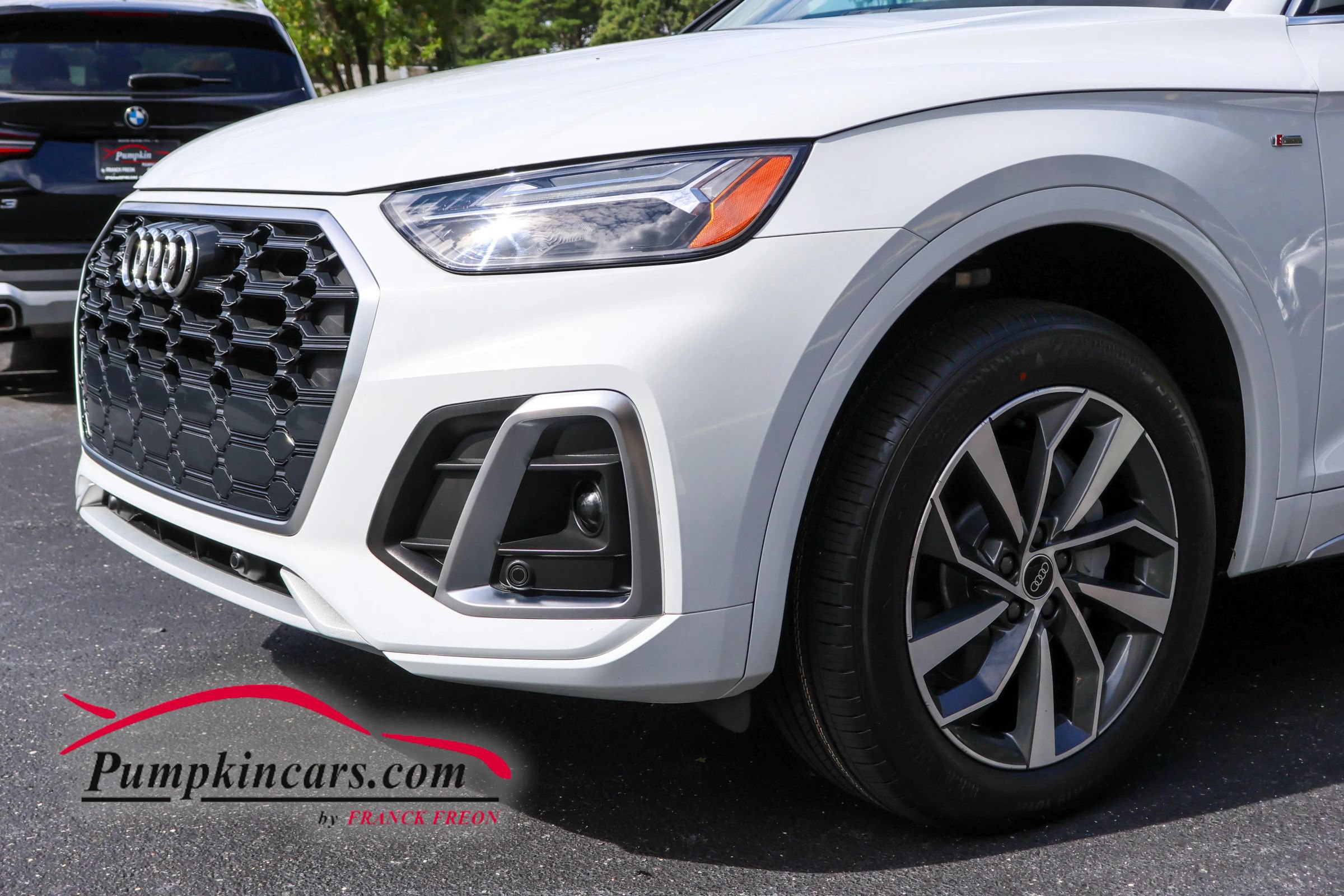 Used 2023 Audi Q5 2.0T Premium w/ Convenience Package AWD/4WD image 9