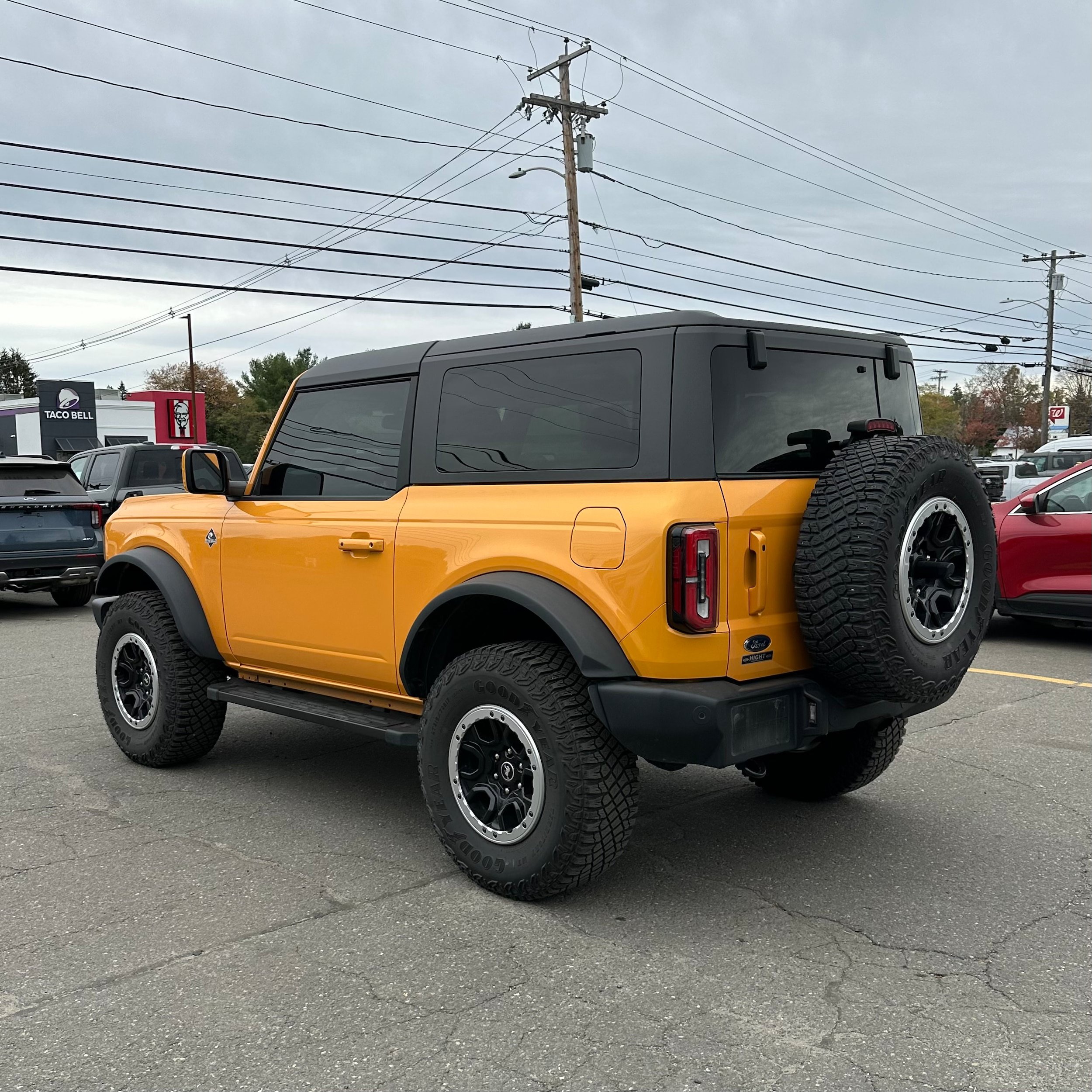 Used 2021 Ford Bronco Outer Banks w/ Sasquatch Package AWD/4WD image 5