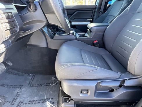 Used 2024 Toyota Tacoma TRD Off-Road image 21