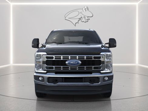 New 2026 Ford F350 XL w/ XL Chrome Package image 8