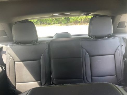 Used 2025 Chevrolet Tahoe LS AWD/4WD image 19