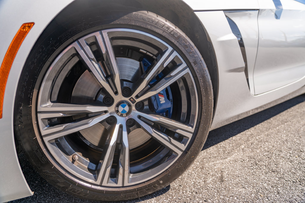Used 2022 BMW Z4 M40i w/ Premium Package RWD image 4