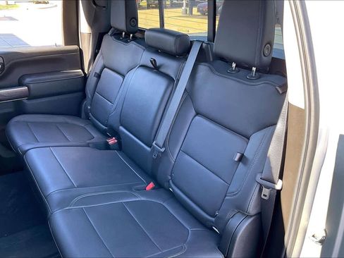 Used 2021 Chevrolet Silverado 2500 LTZ w/ LTZ Texas Edition image 20