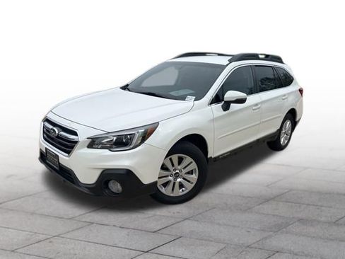 Used 2019 Subaru Outback 2.5i Premium w/ Popular Package #2 image 3