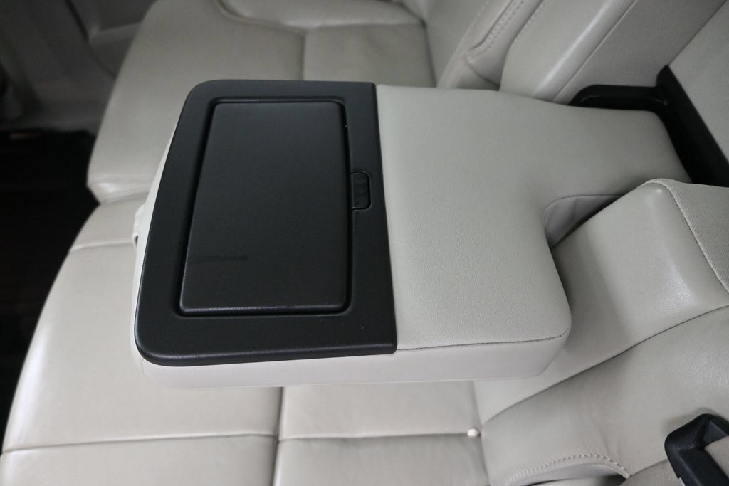 Used 2023 Volvo XC90 B6 Ultimate w/ Protection Package Premier AWD/4WD image 17