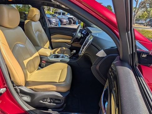 Used 2016 Cadillac SRX Luxury image 19