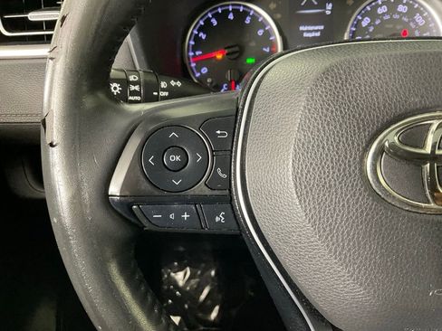 Used 2019 Toyota RAV4 XLE Premium w/ Cold Weather Package AWD/4WD image 24