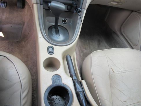 Used 2002 Ford Mustang Premium RWD image 18