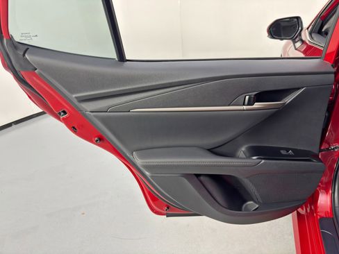 Used 2025 Toyota Camry XLE w/ Premium Plus Package image 42