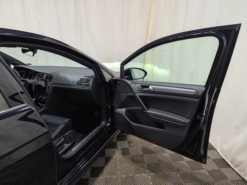 Used 2019 Volkswagen GTI Autobahn image 35