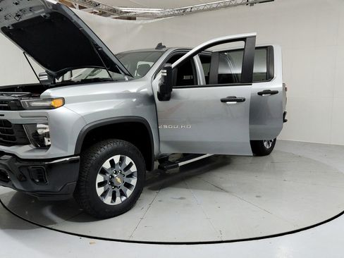 Certified 2024 Chevrolet Silverado 2500 Custom w/ Snow Plow Prep/Camper Package AWD/4WD image 9