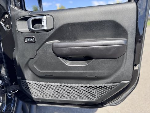 Used 2020 Jeep Wrangler Unlimited Sport S AWD/4WD image 50