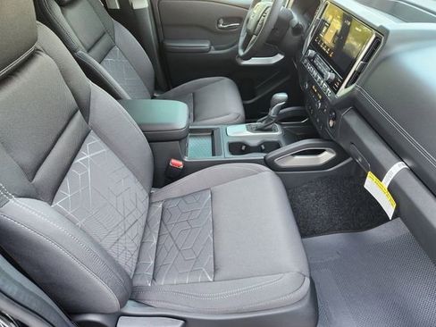 New 2026 Nissan Frontier SV w/ SV Convenience Package image 10