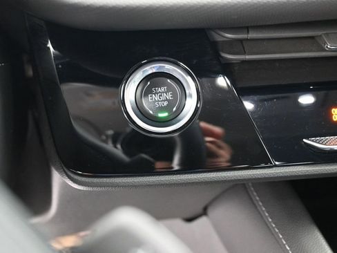 Used 2024 Buick Envision Preferred AWD/4WD image 37