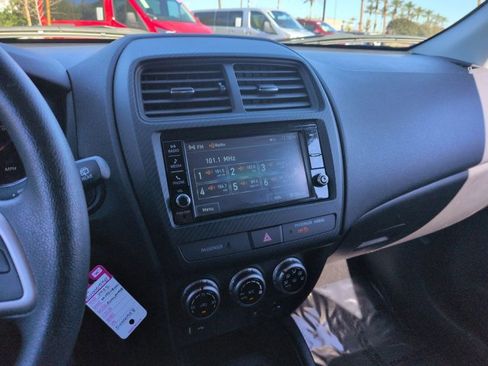 Used 2025 Mitsubishi Outlander Sport S image 14