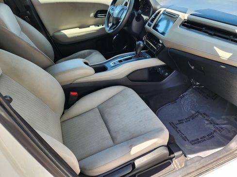 Used 2016 Honda HR-V EX image 19