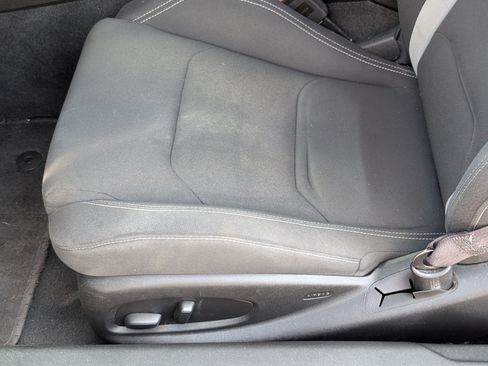 Used 2017 Chevrolet Camaro LT w/ Technology Package RWD image 11
