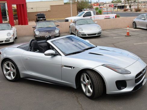 Used 2019 Jaguar F-TYPE R-Dynamic RWD image 11