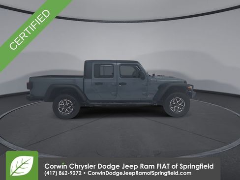 Certified 2024 Jeep Gladiator Rubicon w/ Convenience Group image 17