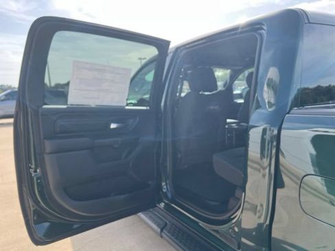 New 2026 RAM 1500 Express AWD/4WD image 11