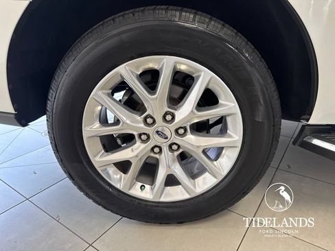 Certified 2021 Ford Expedition XLT RWD image 34